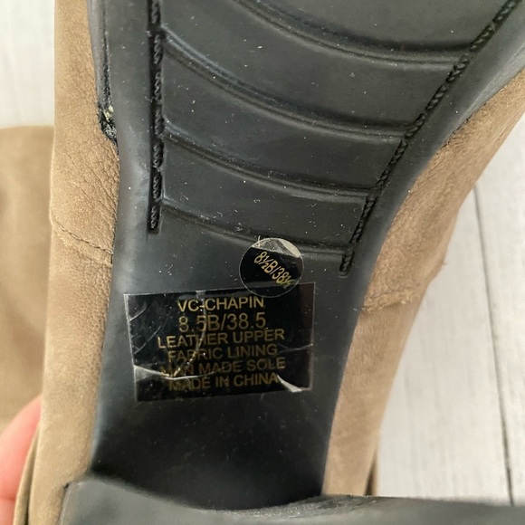 VINCE Camuto Brown Leather Ankle Boots - Picture 5 of 6